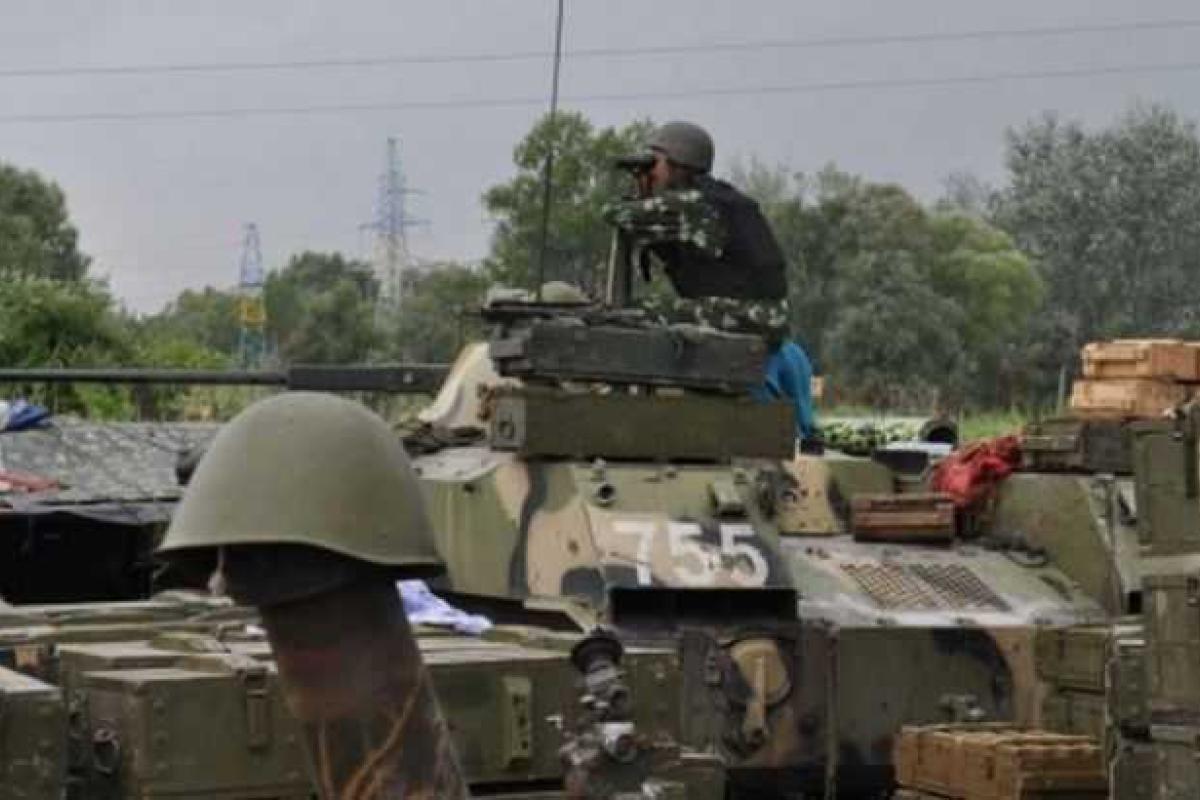 Спикер АТО: На Луганщине усилены блокпосты, военные приступили к патрулированию городов Спикер АТО: На Луганщине усилены блокпосты, военные приступили к патрулированию городов