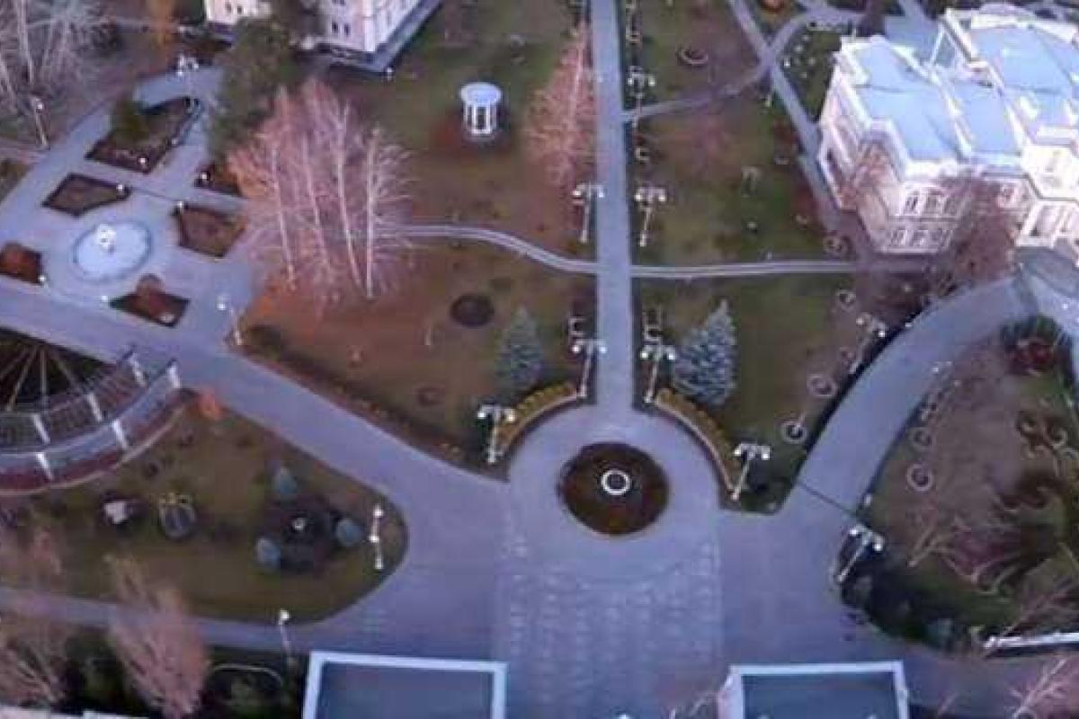 Видео с имением Порошенко под Киевом и комментарий советника Президента Видео с имением Порошенко под Киевом и комментарий советника Президента