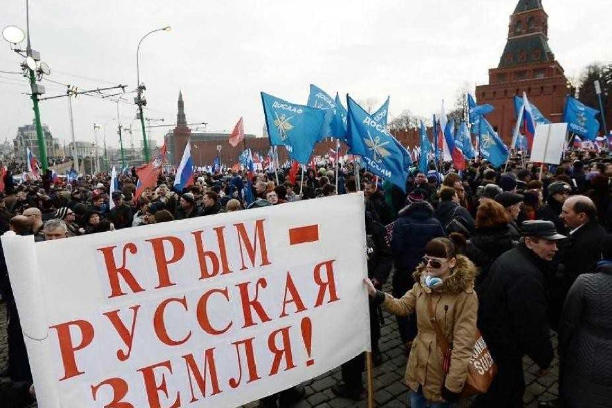 В Крыму не нужны беженцы из Донбасса: им не дают вид на жительство и не берут на работу В Крыму не нужны беженцы из Донбасса: им не дают вид на жительство и не берут на работу