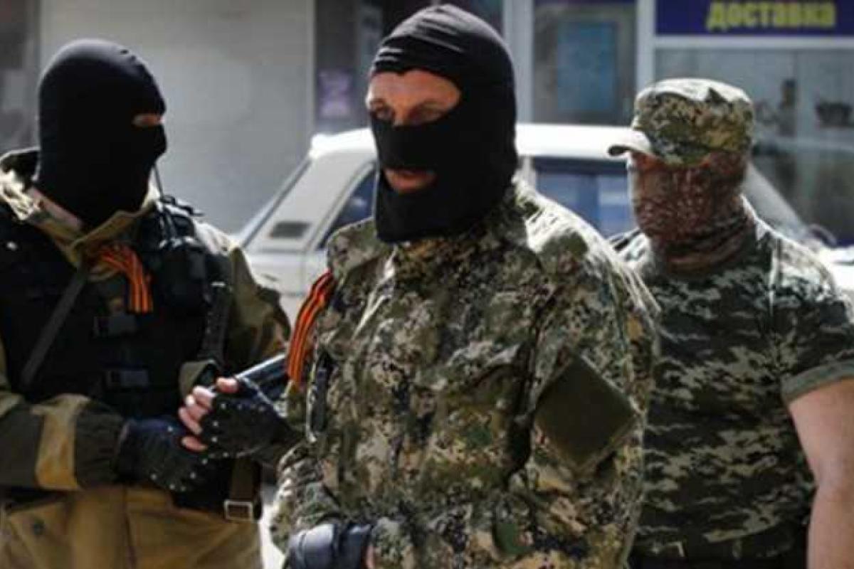 Русские "освободители" застряли на Донбассе: из России на смену не спешат буряты и "трактористы" Русские "освободители" застряли на Донбассе: из России на смену не спешат буряты и "трактористы"