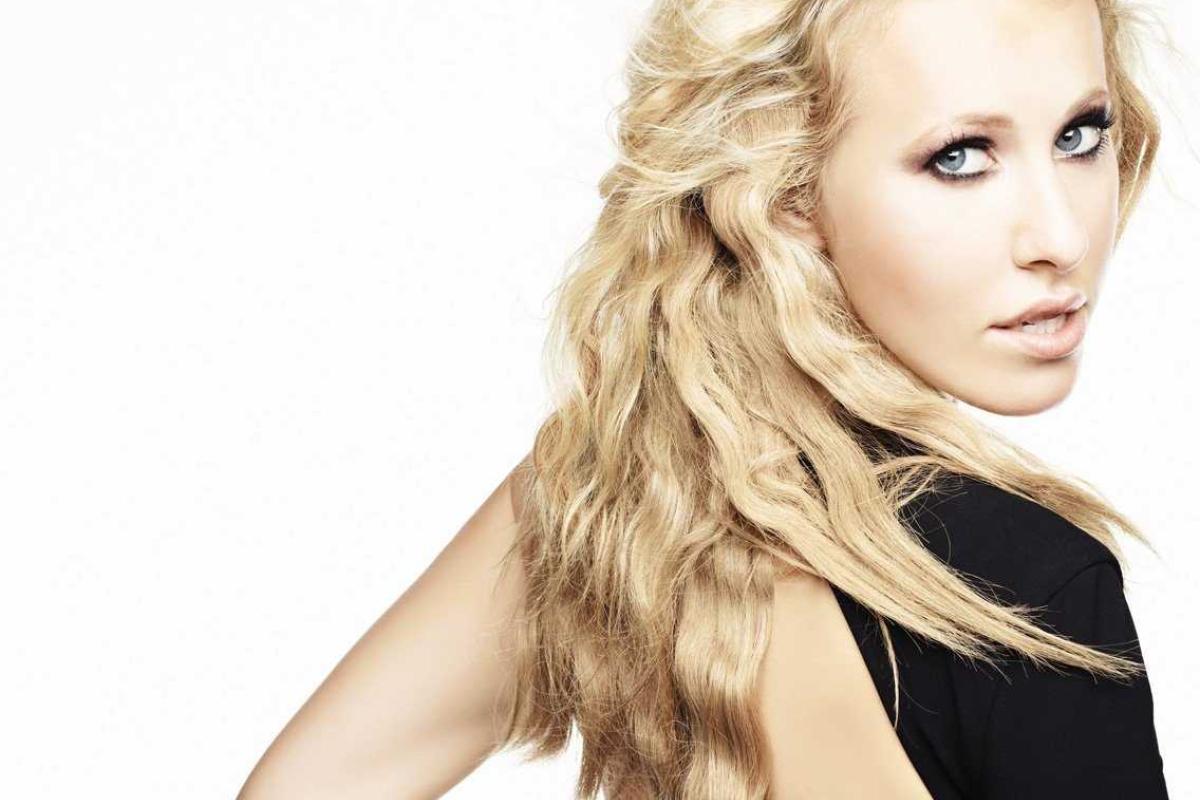 Ксения Собчак объявила войну целлюлиту