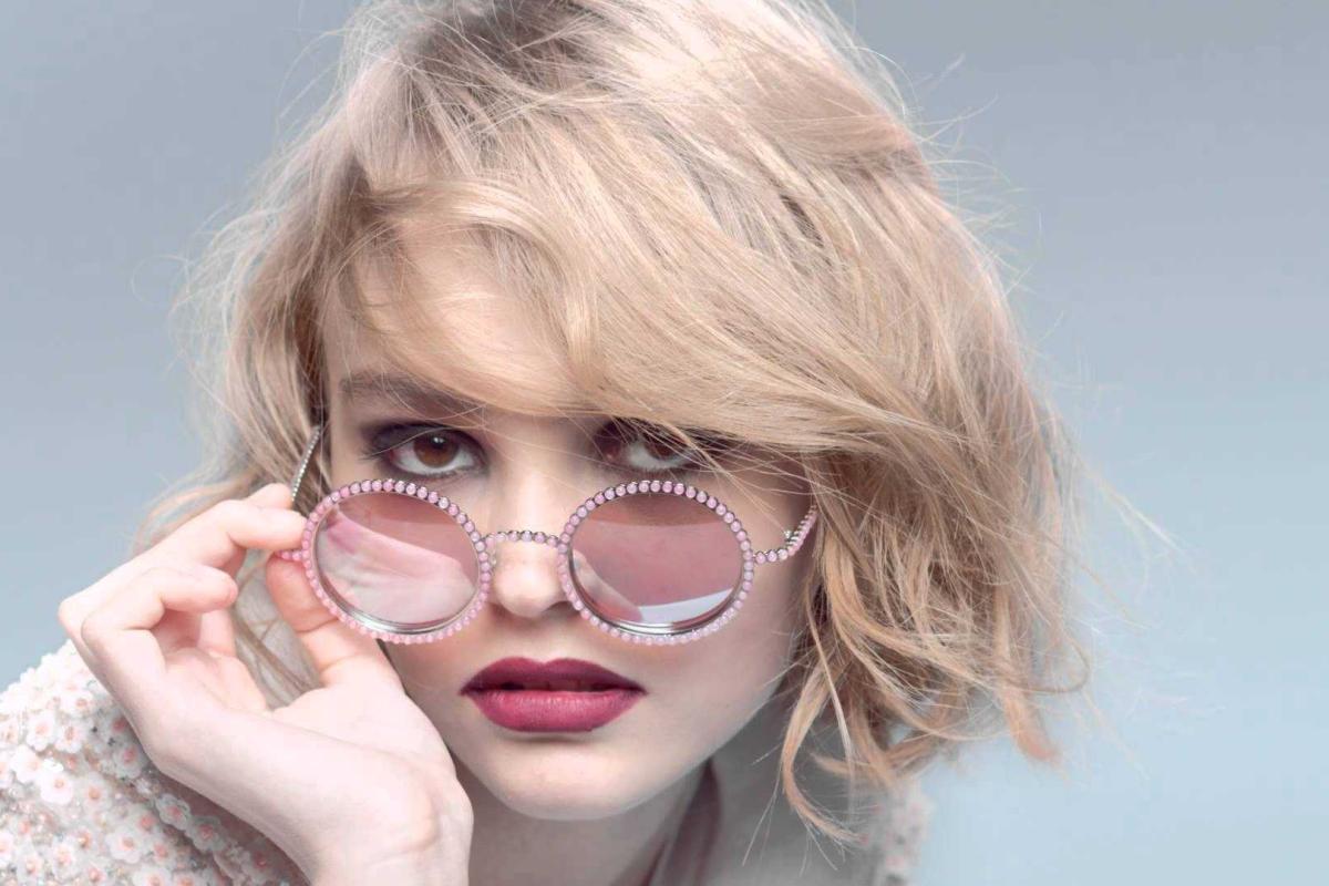 Юная дочь Джонни Деппа заставляет волноваться своего звездного отца 