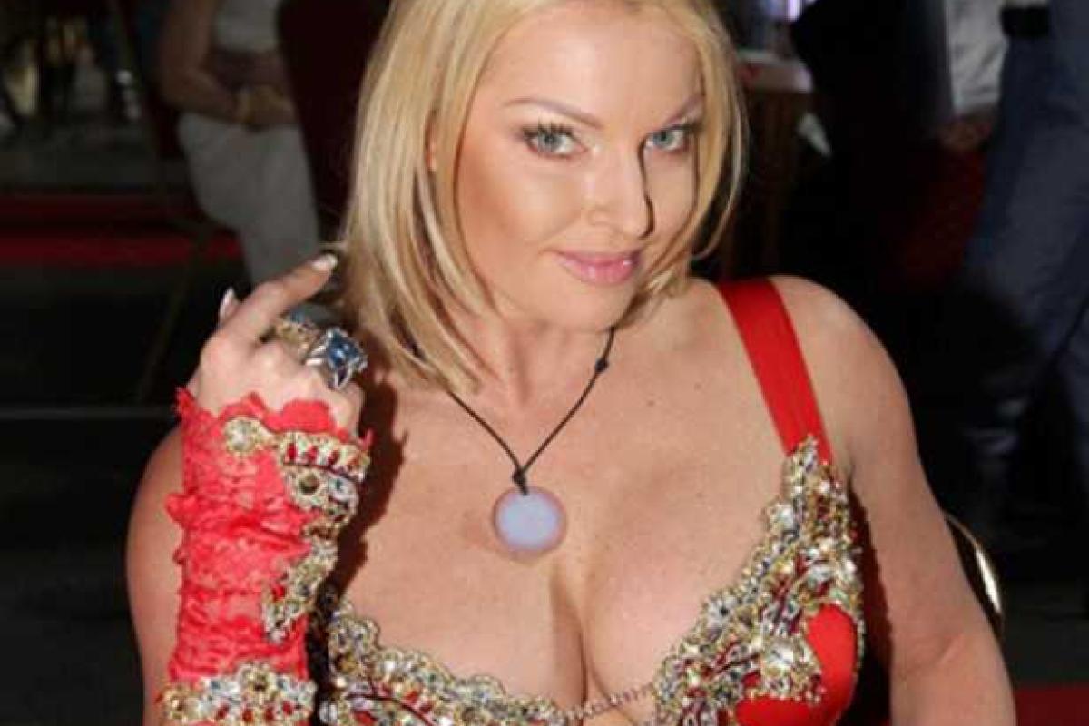 Эпатажная Волочкова показала снимки из массажного салона