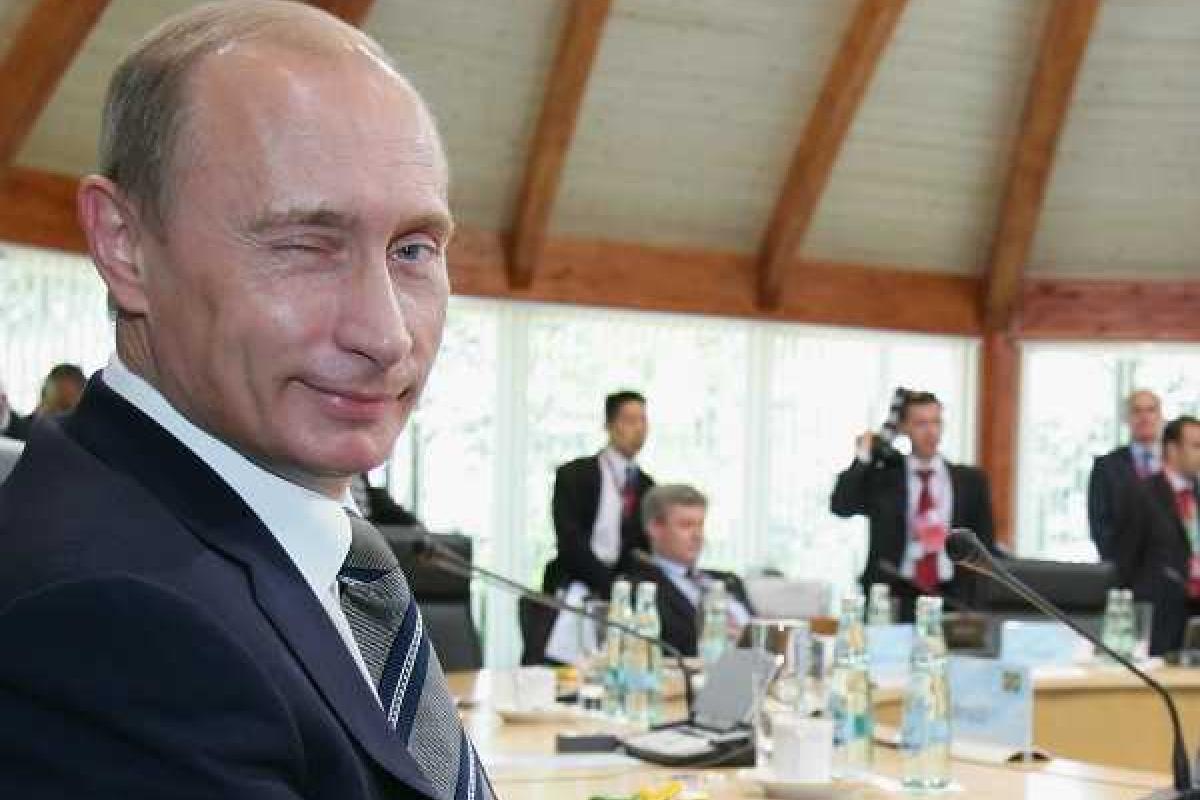 Снегирев: Путин не отменит "выборы" на Донбассе, какие бы он заявления ни делал