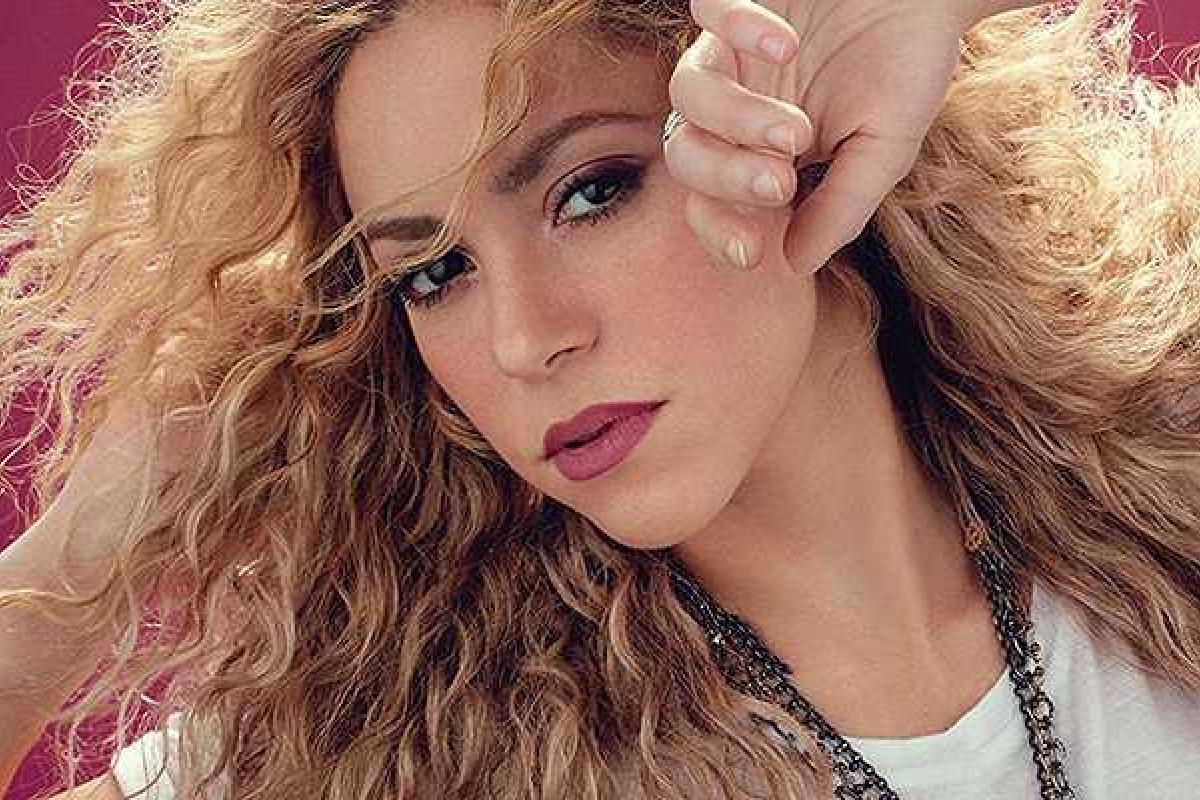 Шакира поразила поклонников подтянутой фигурой и божественным телом 