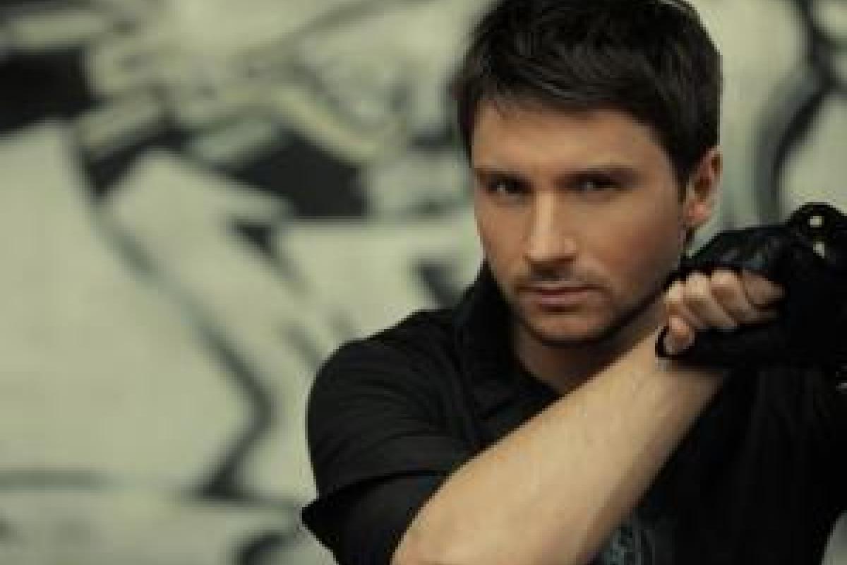 Сергей Лазарев рассказал как тяжело переживает смерть старшего брата