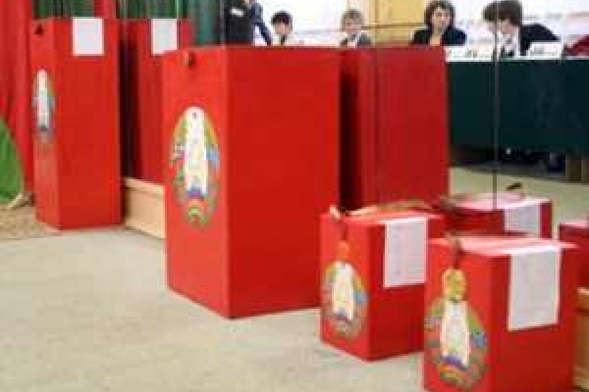 Жители Минска протестуют против "лживых" выборов президента страны Жители Минска протестуют против "лживых" выборов президента страны