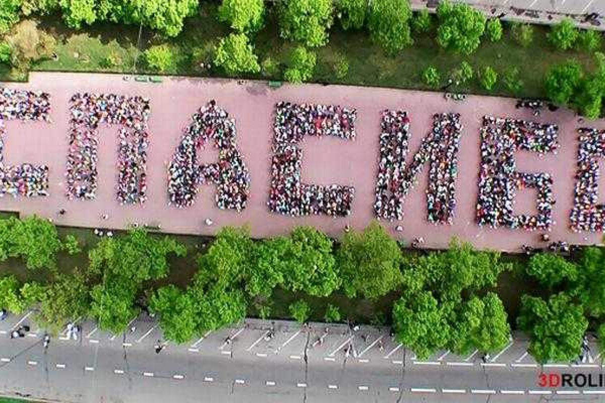 Плотницкий решил "в бронзе и мраморе" увековечить благодарность "русским освободителям"