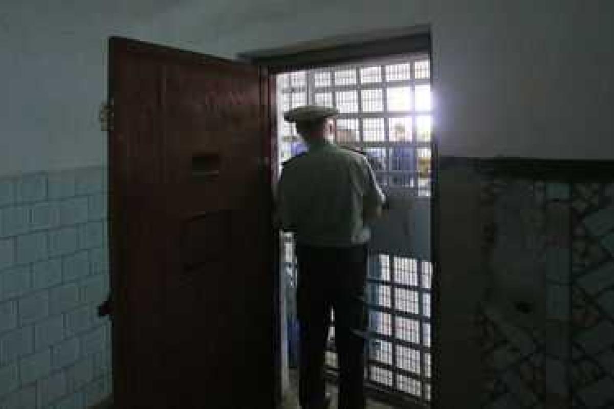 В Брянске провели "секретное" заседание суда и посадили россиянина за шпионаж в пользу Украины В Брянске провели "секретное" заседание суда и посадили россиянина за шпионаж в пользу Украины