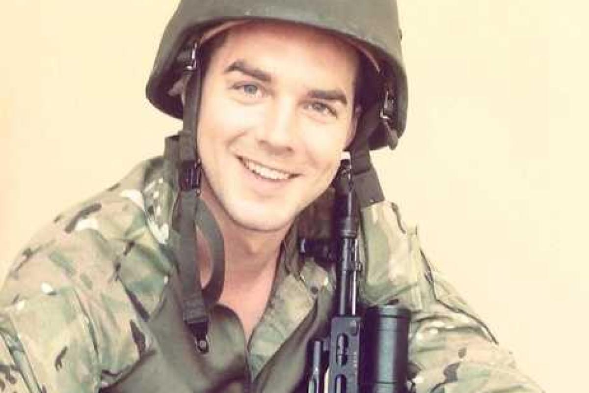 В секторе "М" на мине подорвалась машина с бойцами Нацгвардии, есть погибший - боец батальона "Донбасс"