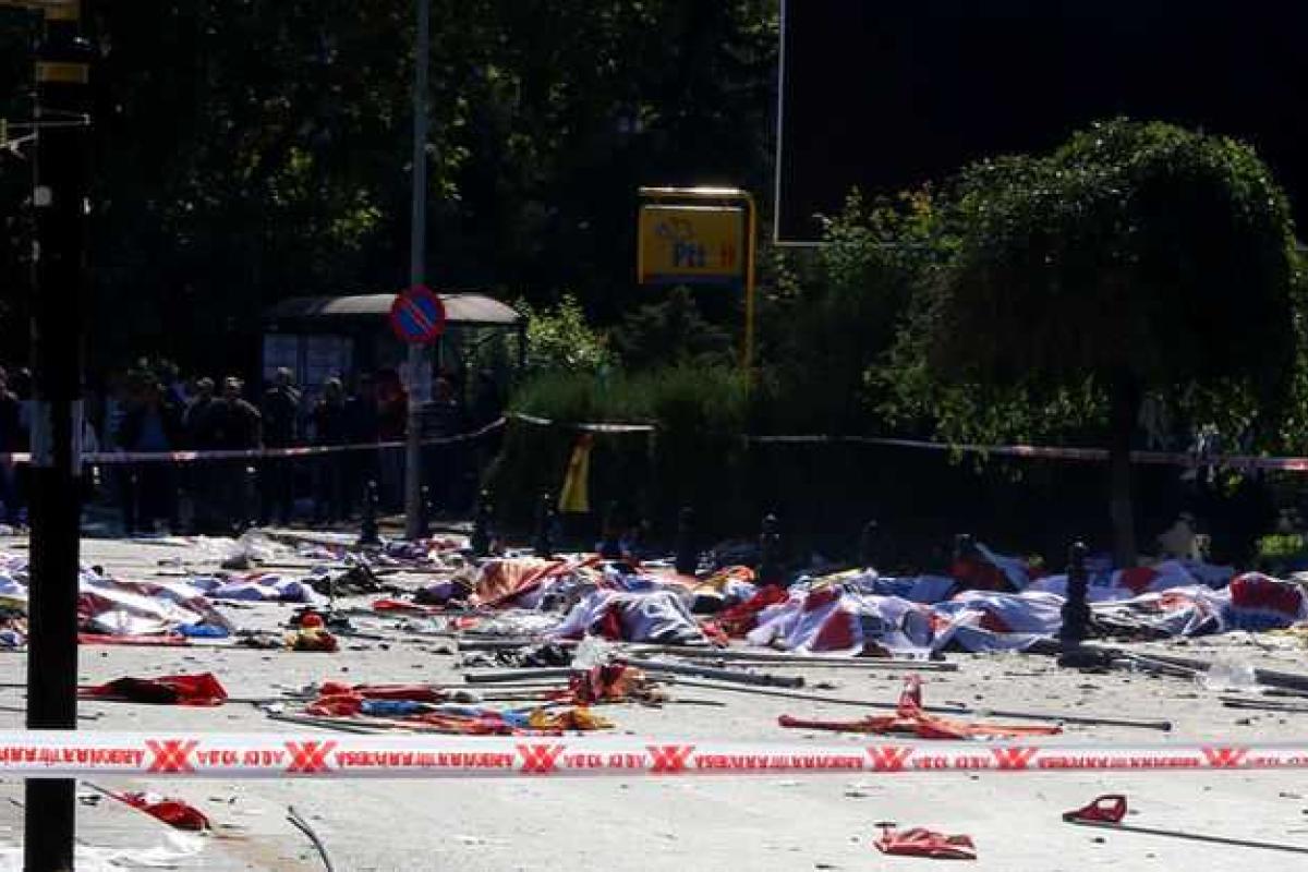 Власти Турции объявили трехдневный траур по погибшим в теракте в Анкаре