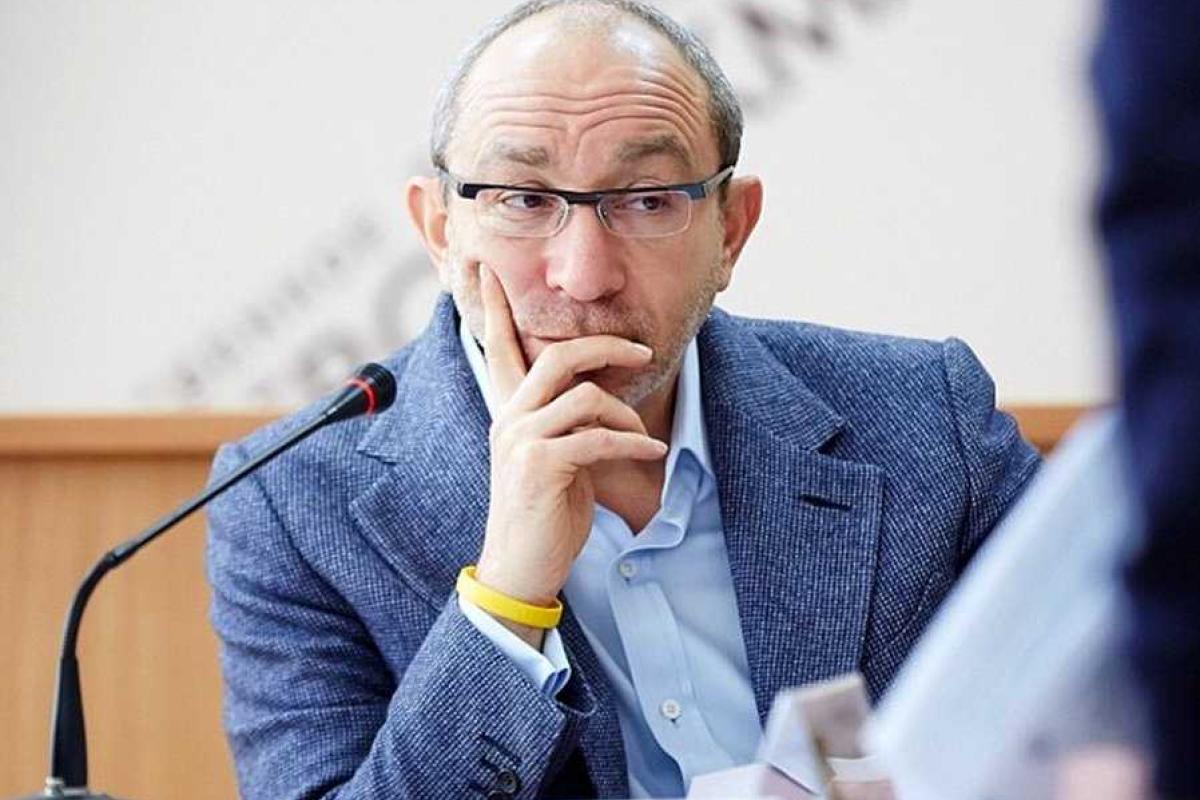 Маленькая победа главы Харькова: Кернес снова на ногах. Видео