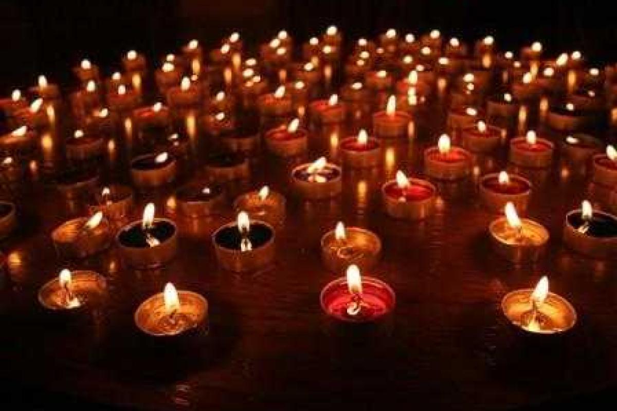 По указу Путина в России 1 ноября объявлен траур по погибшим в авиакатастрофе в Египте