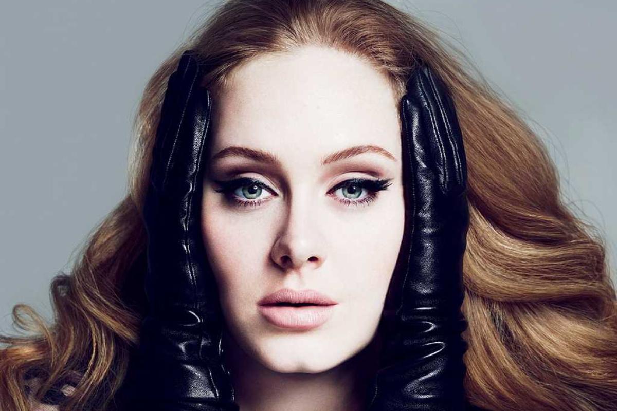 Певица Адель возвращается на сцену с новым "секретным" альбомом Певица Адель возвращается на сцену с новым "секретным" альбомом