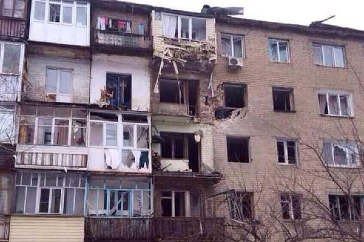 Боевики пропустили наблюдателей ОБСЕ в Дебальцево Боевики пропустили наблюдателей ОБСЕ в Дебальцево