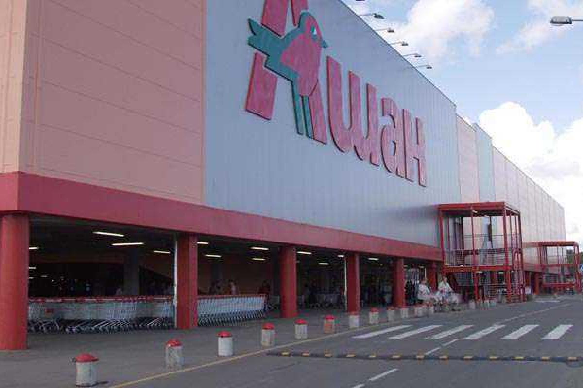 Россияне возмущены: теперь в стране даже колбаса "под охраной"