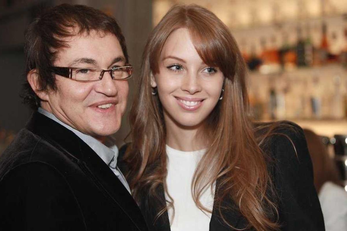 Семья шоумена Дмитрия Диброва потеряла любимого друга