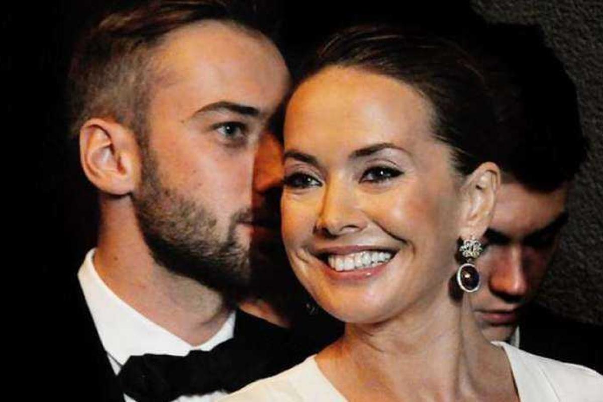 Отец Фриске: Дмитрий Шепелев ни копейки не дал на похороны Жанны!