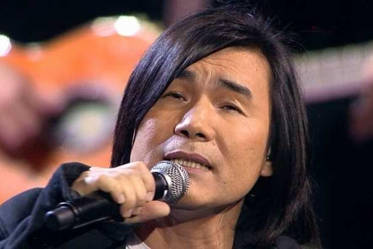 Вдова и сын экс-солиста группы "А-Студио" остались без средств существования в Америке