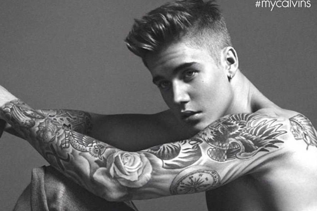 Папарацци поймали в кадр голого Джастина Бибера на отдыхе на Бора-Бора