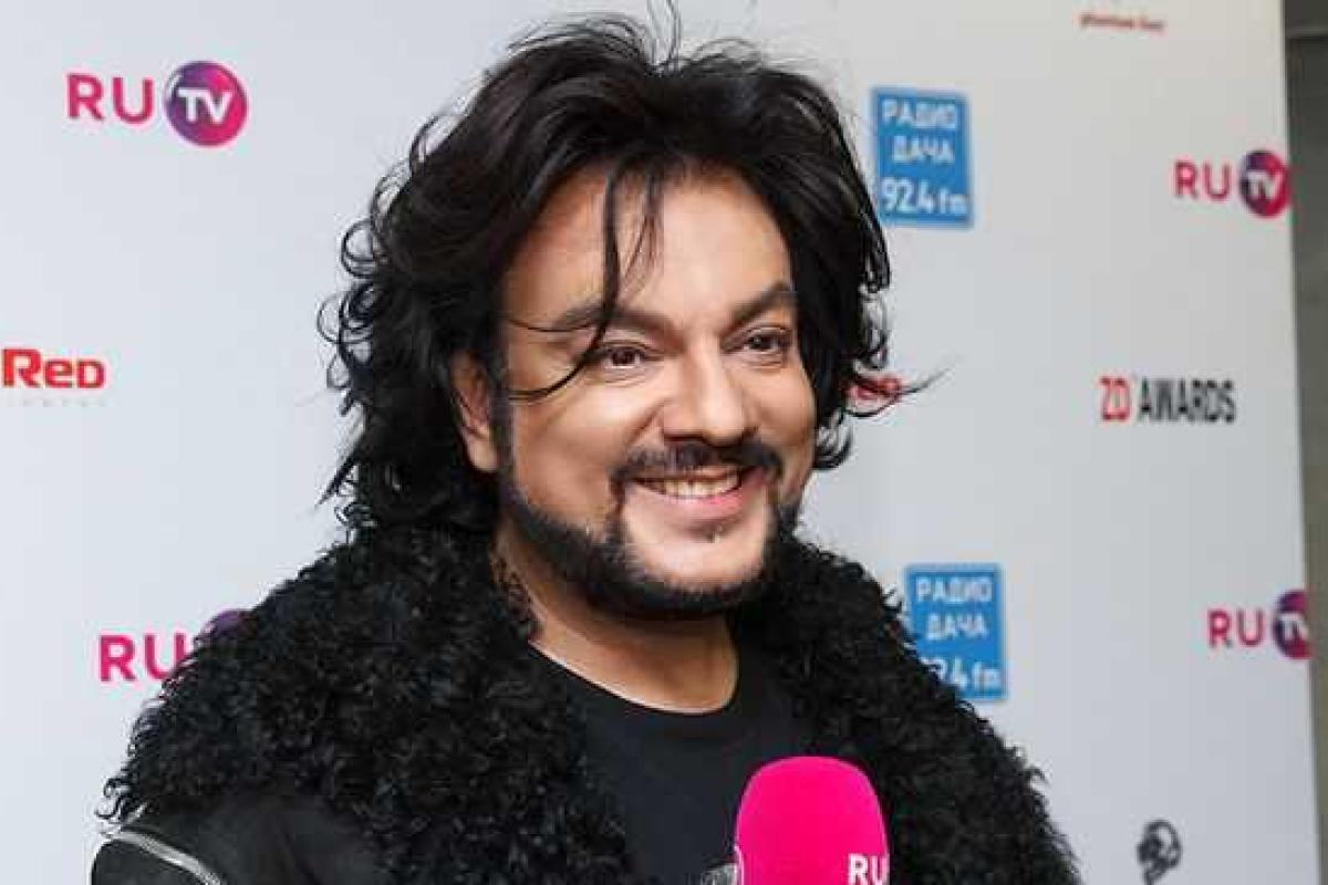 Филипп Киркоров решил довести зрителей "Новой волны" до сердечного приступа