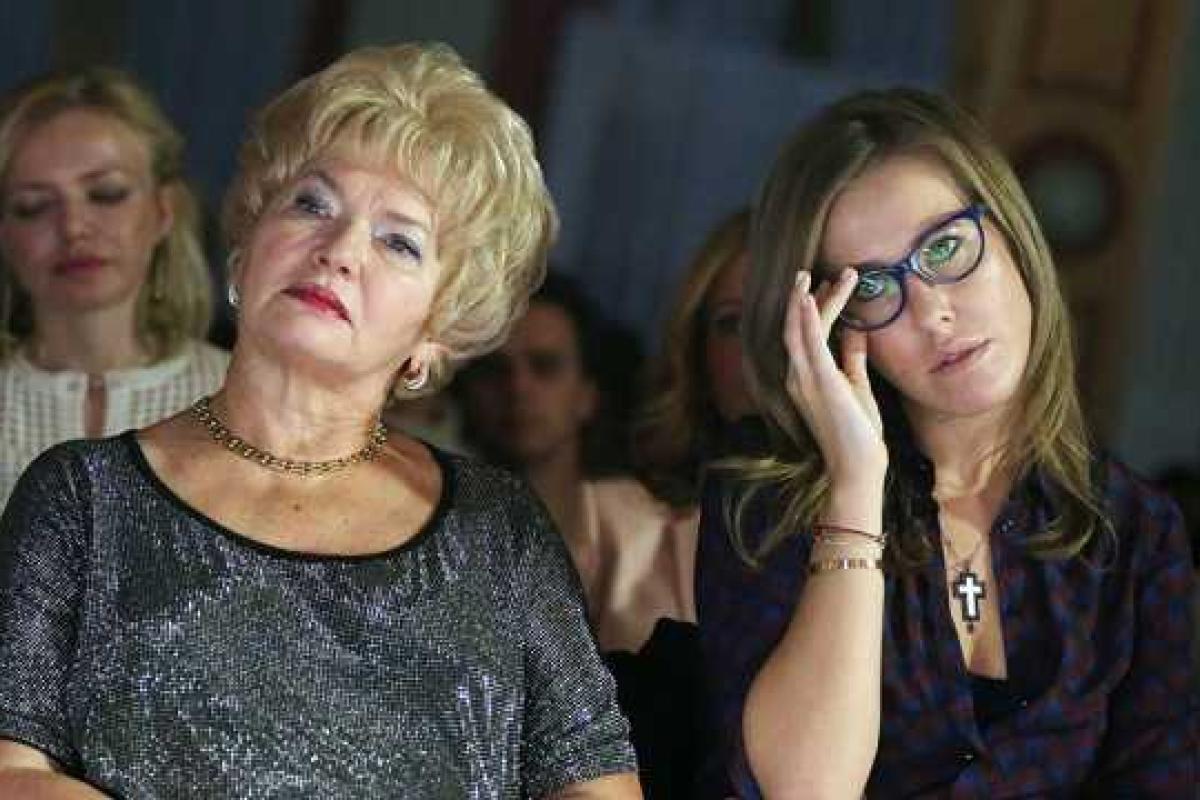 Известный ювелир о матери Ксении Собчак:  Глупая, безвкусная женщина с хорошо подвешенным языком