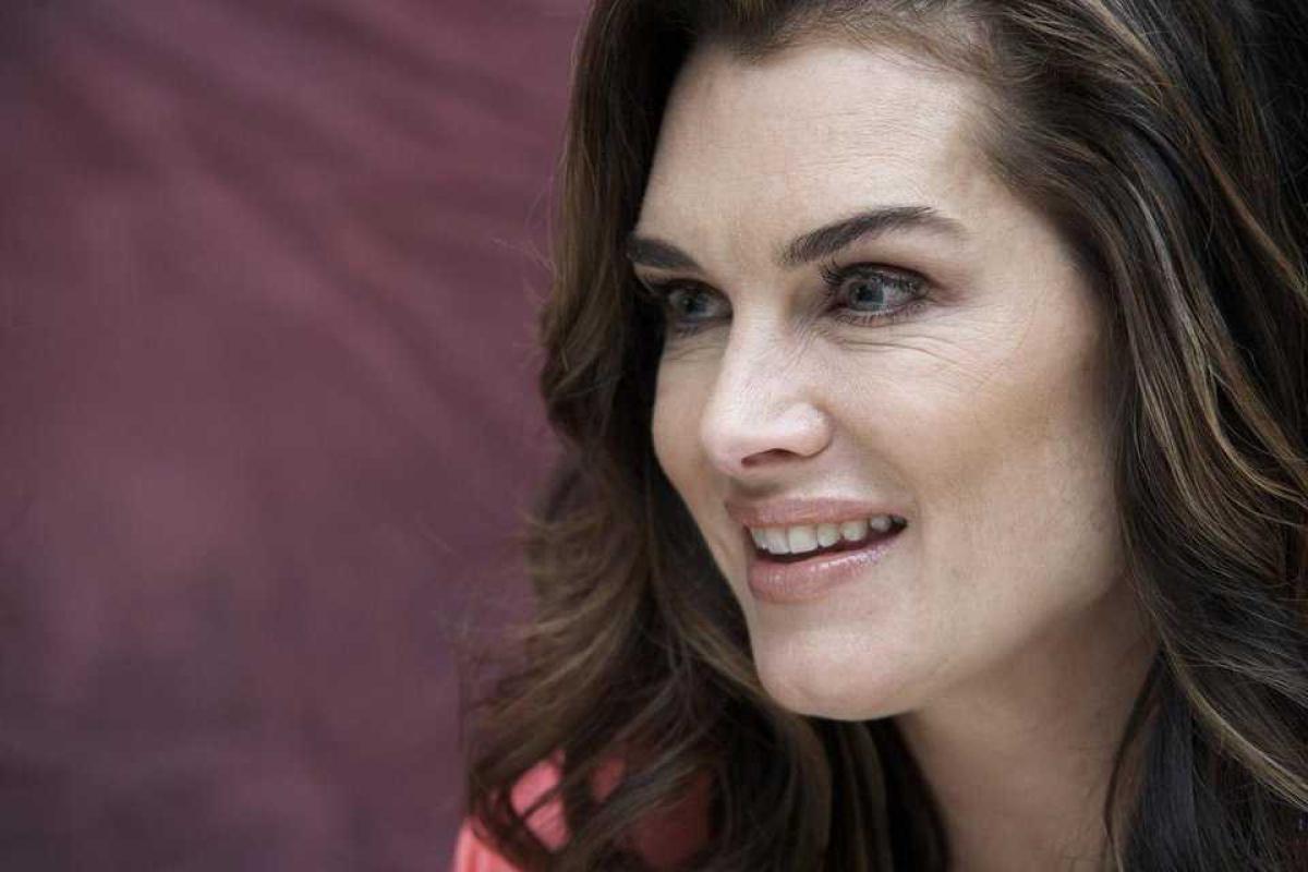 Модель и актриса Брук Шилдс займется продажей украшений