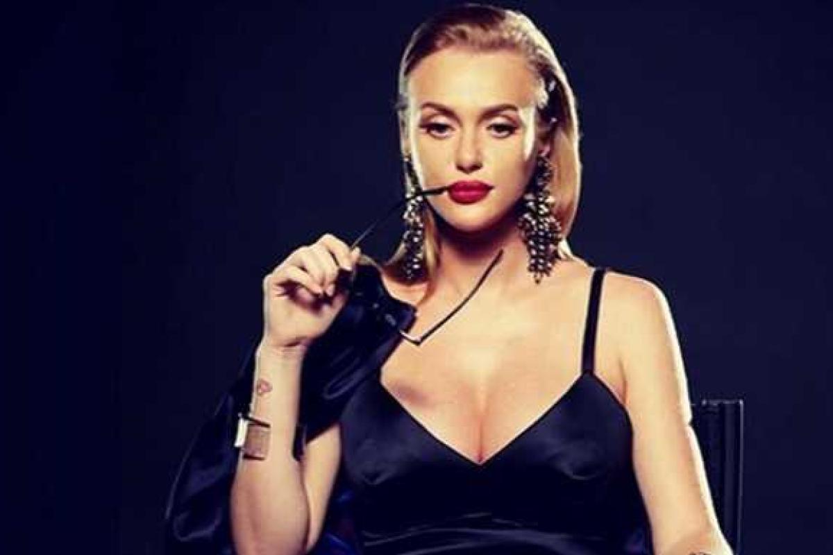 Беременная Слава из "НеАнгелов" снялась с мужем в интимной фотосессии