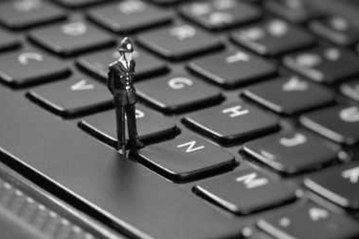 МВД: Спецагенты киберполиции будут получать зарплату в размере до 30 тыс. грн