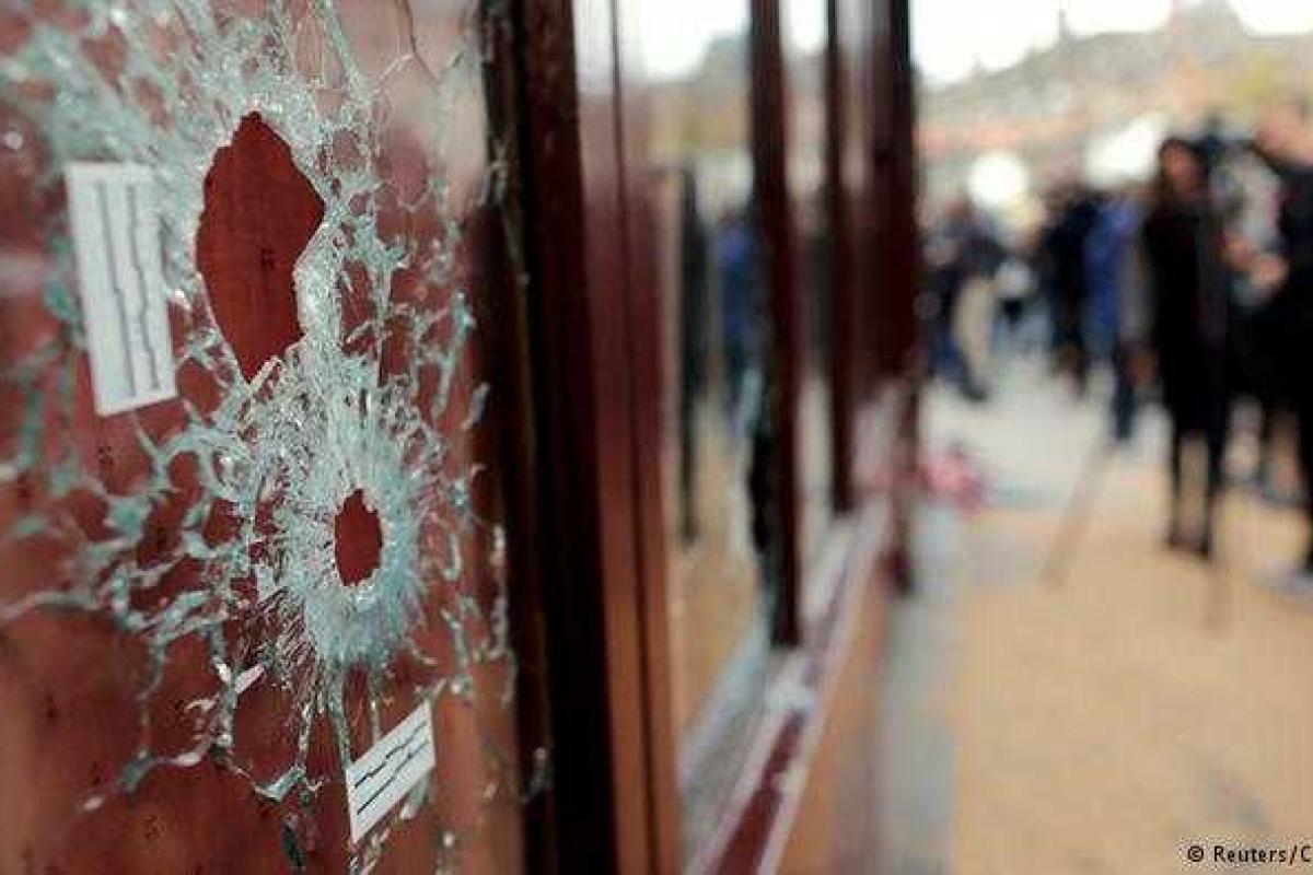 Сотник: Если огонь войны вовремя не погасить, костлявая рука смерти однажды постучит и в вашу дверь Сотник: Если огонь войны вовремя не погасить, костлявая рука смерти однажды постучит и в вашу дверь