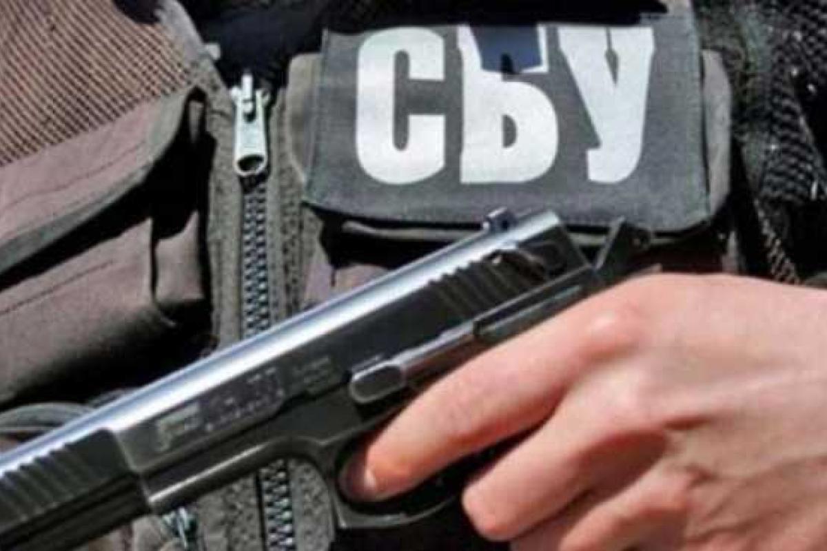 В Запорожье арестованы офицеры, которые сутки избивали парня в подвале райотдела СБУ