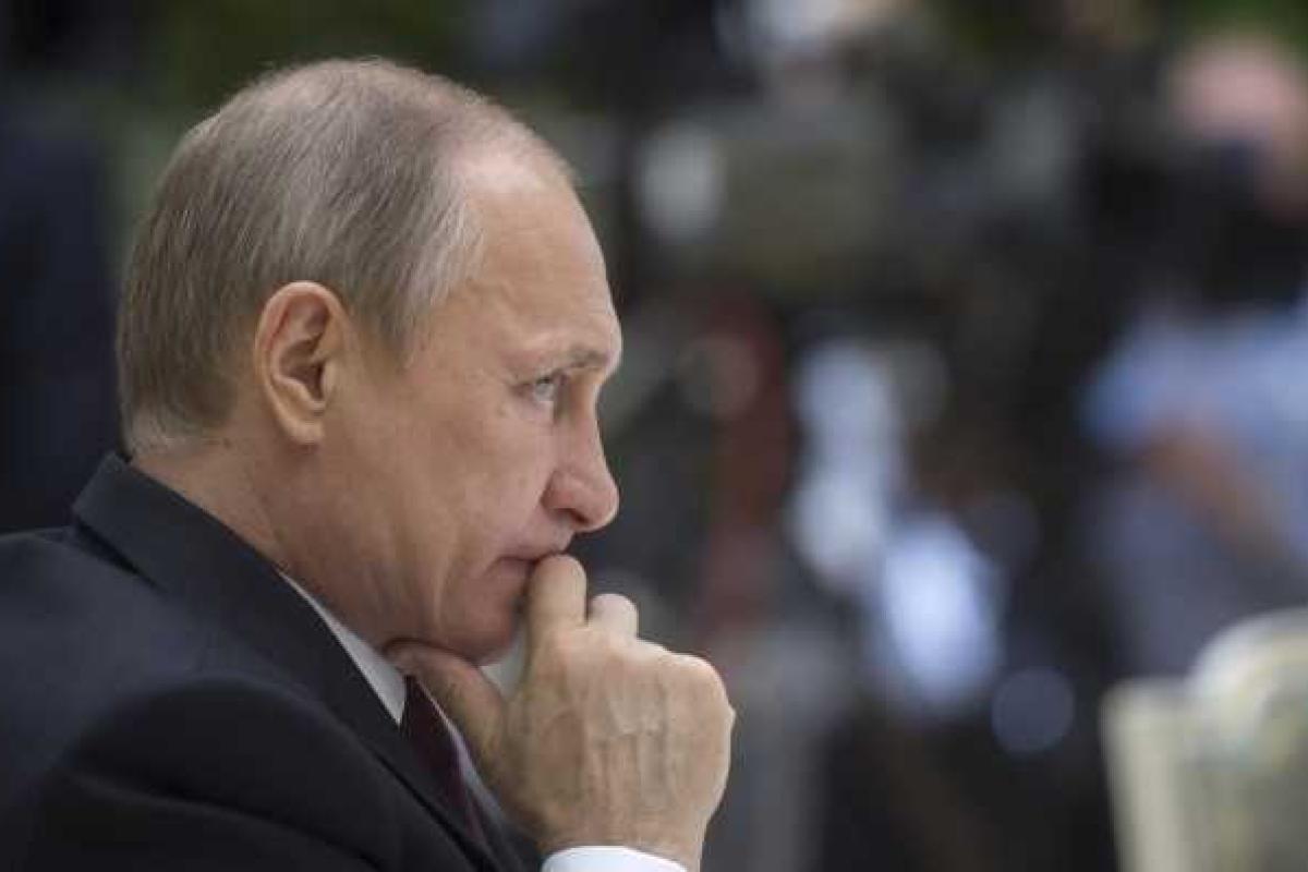 Российский политолог: Путин пытается любой ценой запихнуть Донбасс в состав Украины Российский политолог: Путин пытается любой ценой запихнуть Донбасс в состав Украины