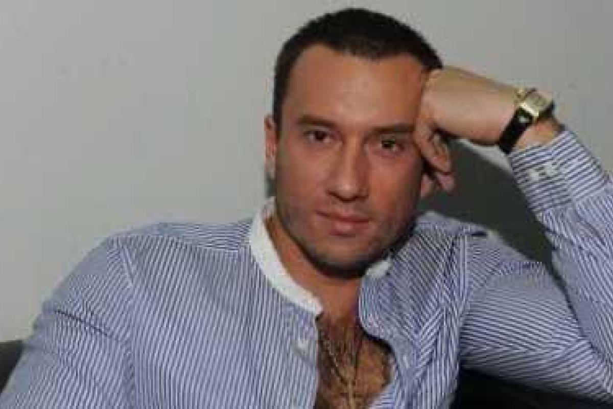 Экс-возлюбленный Ксении Бородиной показал фанатам, как за 10 лет изменилась его жена 