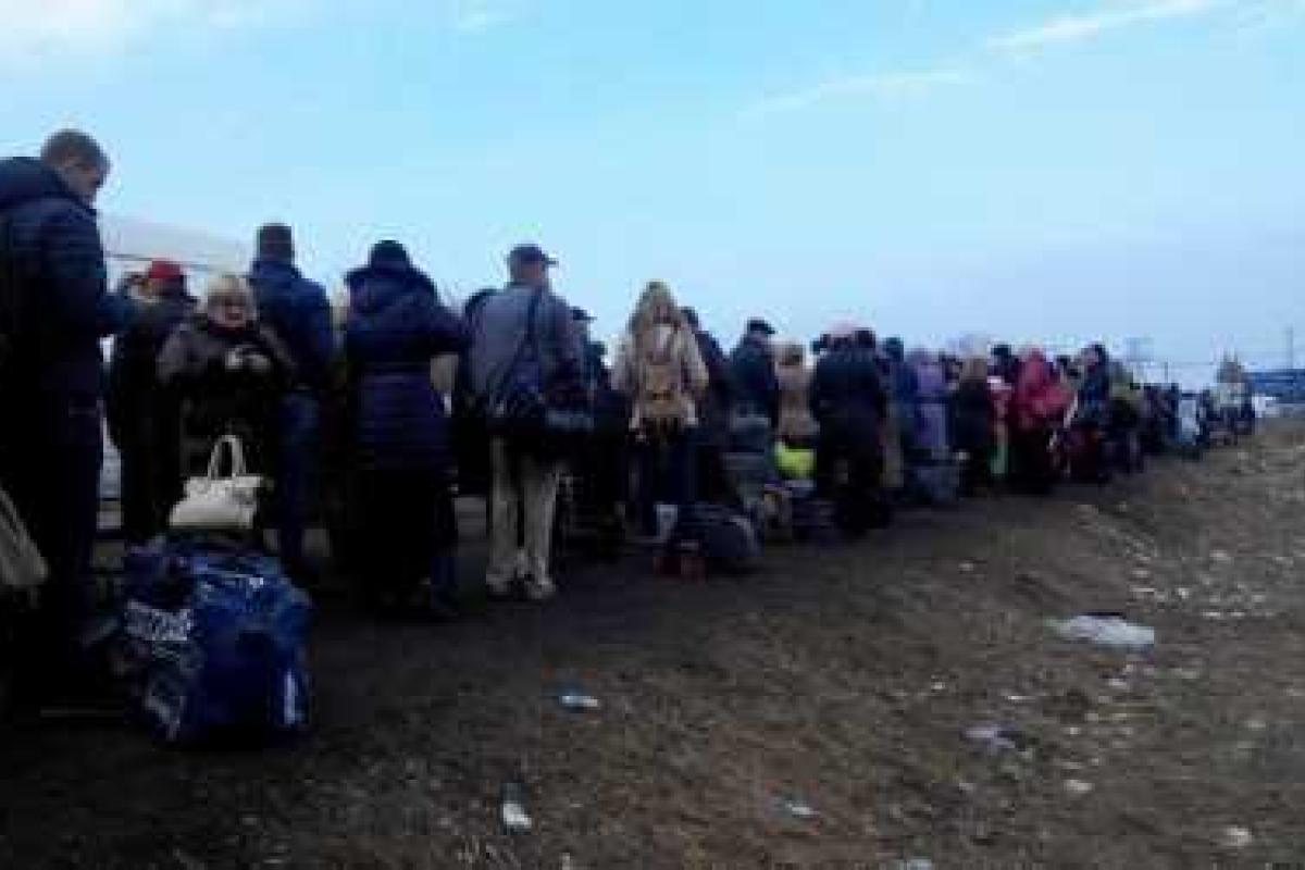 На КПП в Донецкой и Луганской областях будут развернуты пункты обогрева На КПП в Донецкой и Луганской областях будут развернуты пункты обогрева