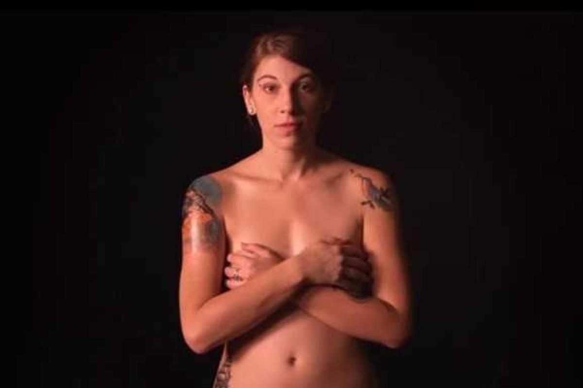 В США ради исторического видеопроекта женщина за неделю набила на теле 11 тату