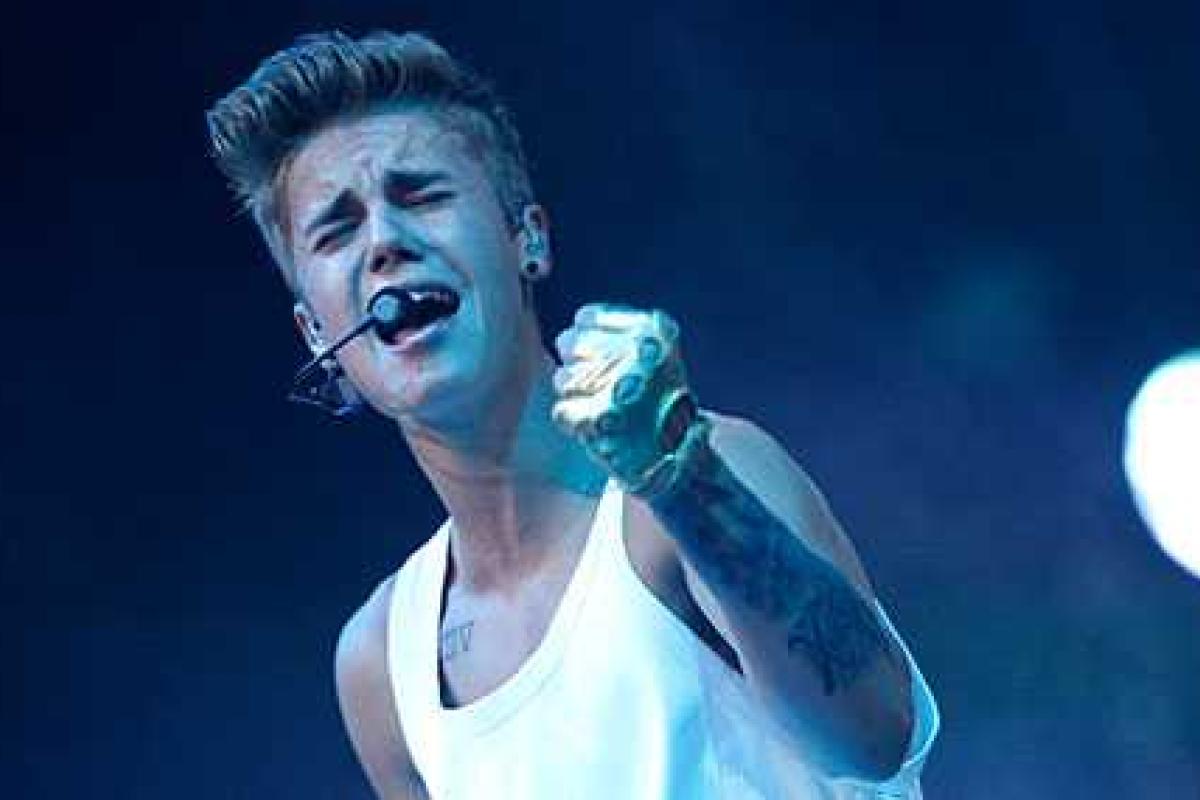 Джастин Бибер спел серенаду для экс-возлюбленной 