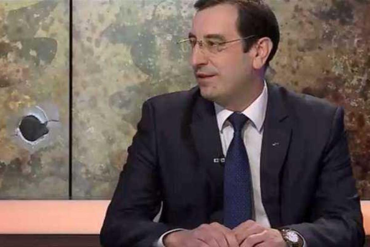 Разведка: военные начальники из России инспектируют "армию" боевиков на Донбассе Разведка: военные начальники из России инспектируют "армию" боевиков на Донбассе