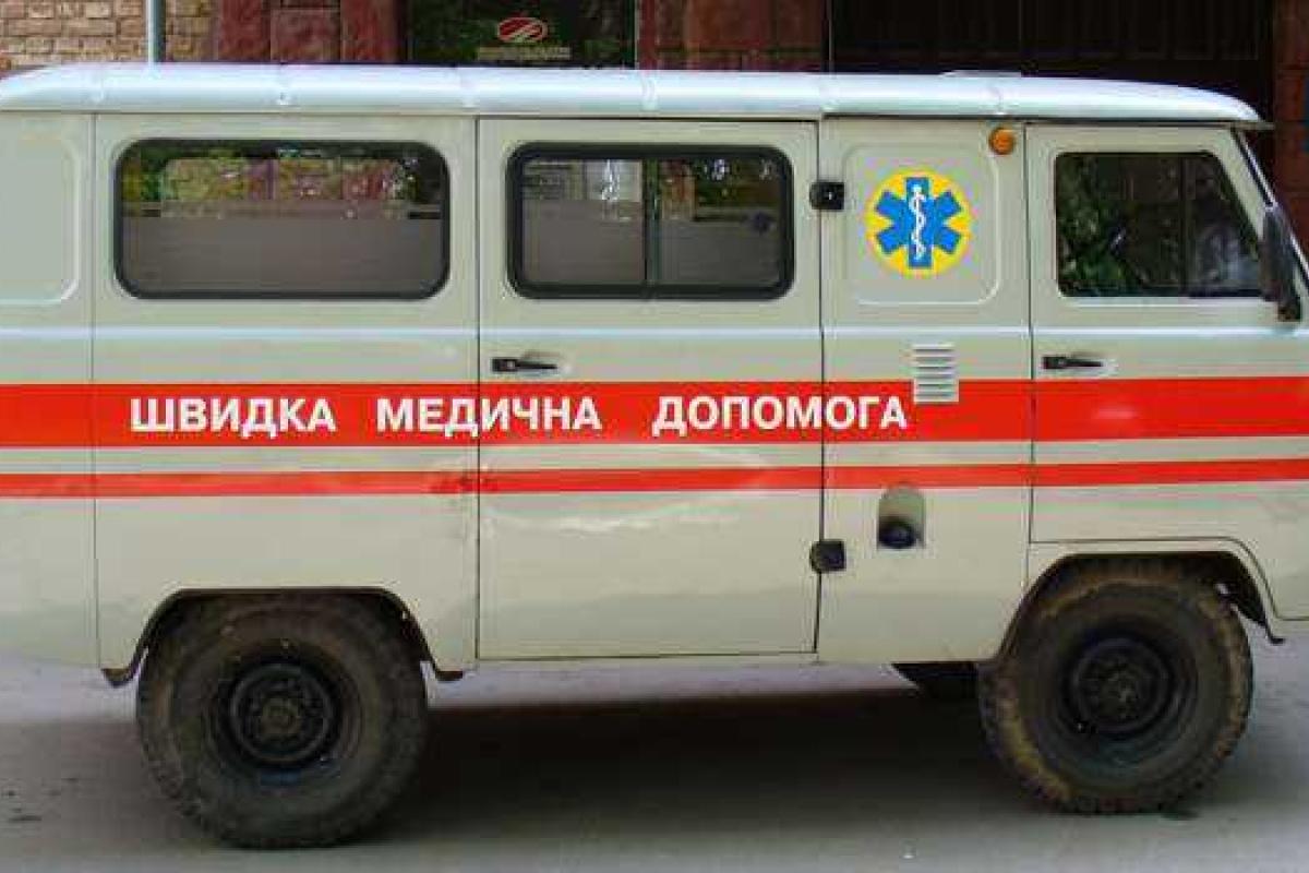Во Львове задержана "скорая", катавшая по городу пьяных военных Во Львове задержана "скорая", катавшая по городу пьяных военных