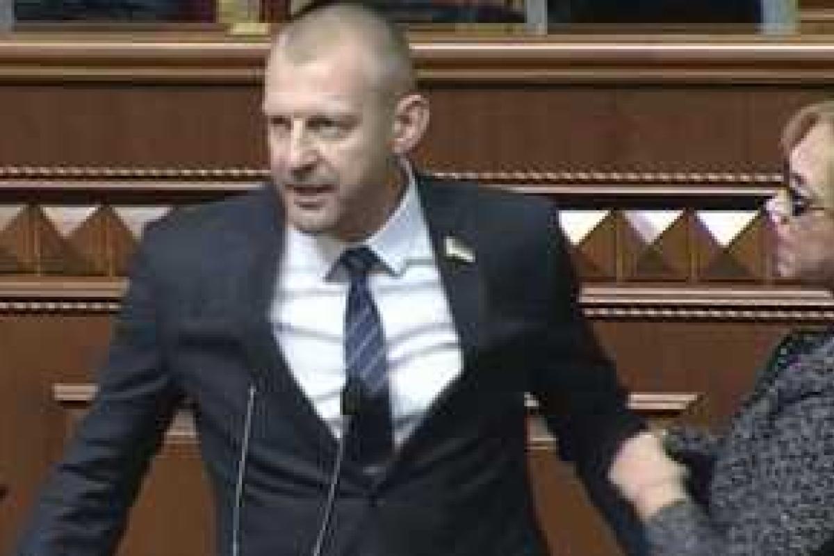 Депутаты от "Батькивщины" требуют ареста нардепа Тетерука 