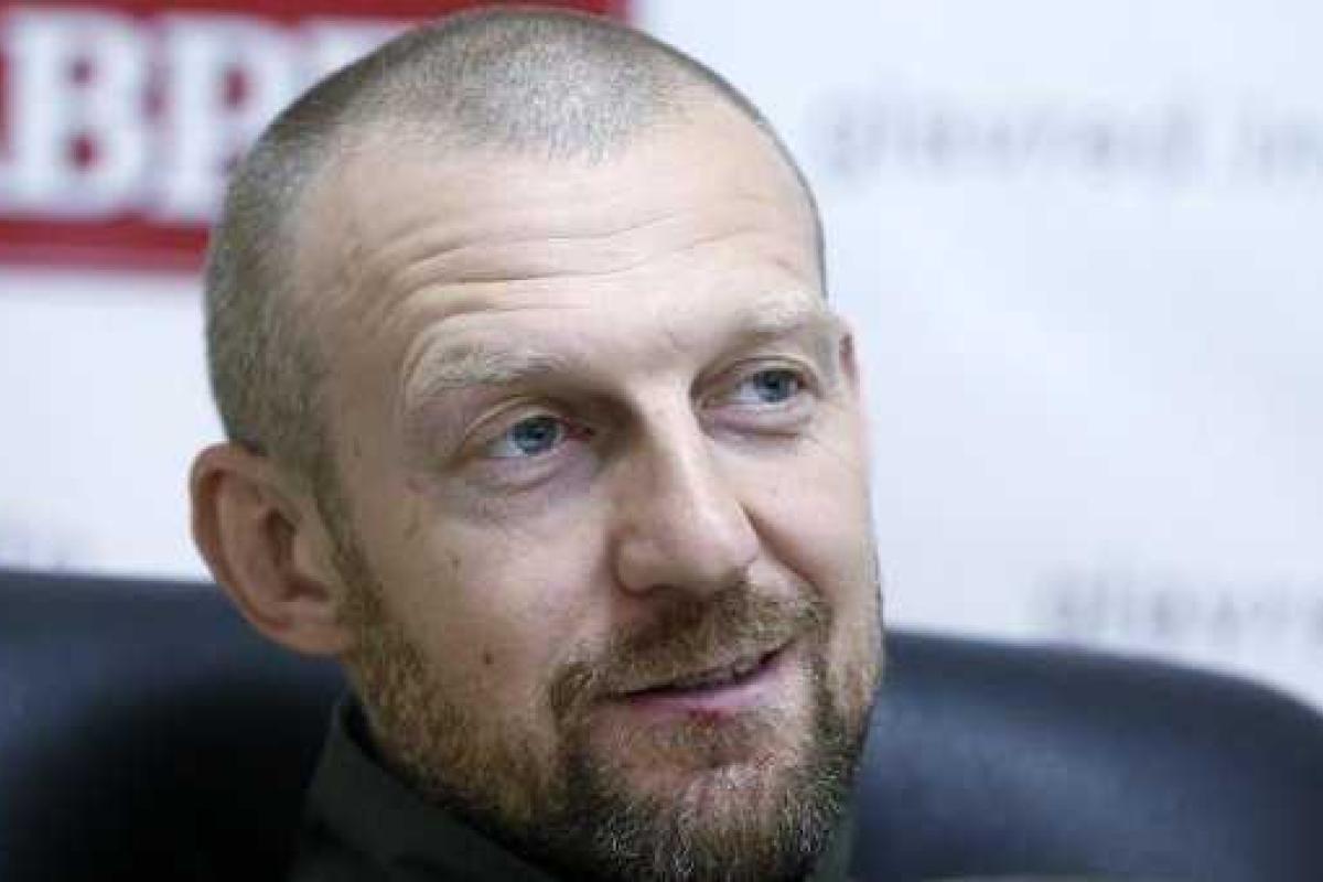 Депутаты не посчитали нужным отстранять Тетерука от пленарных сессий Депутаты не посчитали нужным отстранять Тетерука от пленарных сессий