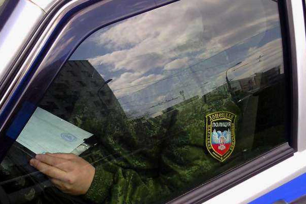Беспредел в "ДНР" продолжается: четыре "начальника полиции" похищены и вывезены в Донецк Беспредел в "ДНР" продолжается: четыре "начальника полиции" похищены и вывезены в Донецк