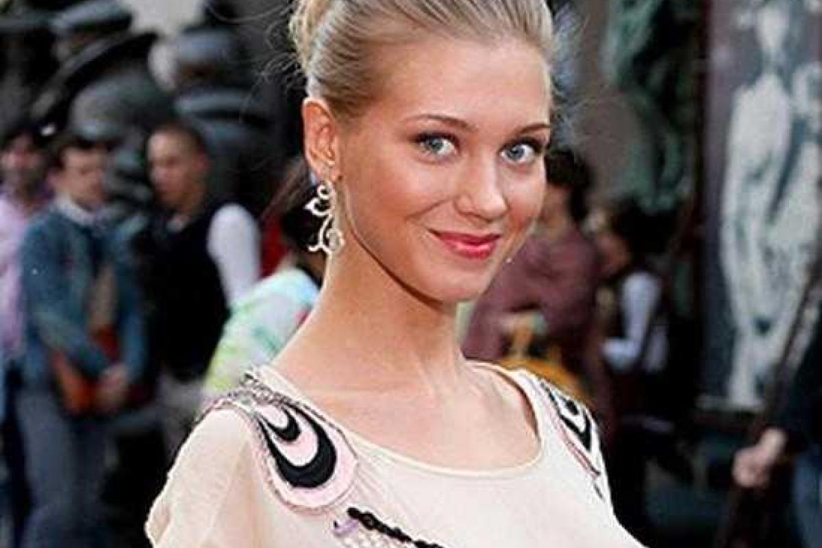 Актриса Кристина Асмус вживается в роль домохозяйки