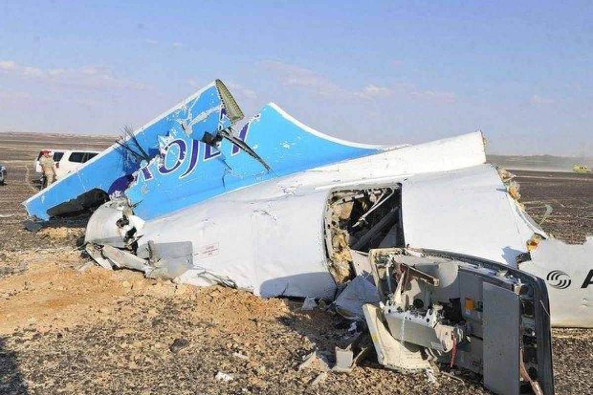Бомбу на борт пассажирского самолета Airbus-321 пронесли россияне в Египте Бомбу на борт пассажирского самолета Airbus-321 пронесли россияне в Египте