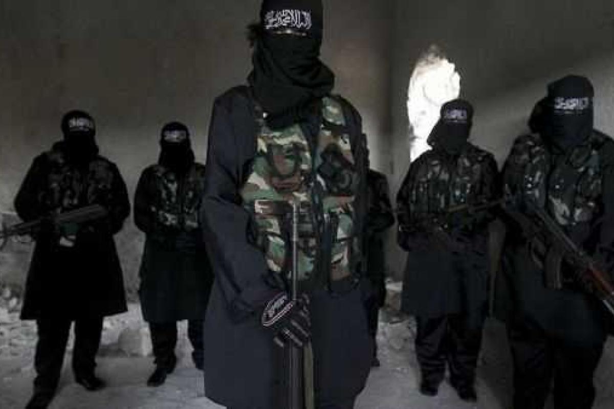 В Афганистане боевики похитили два десятка человек В Афганистане боевики похитили два десятка человек