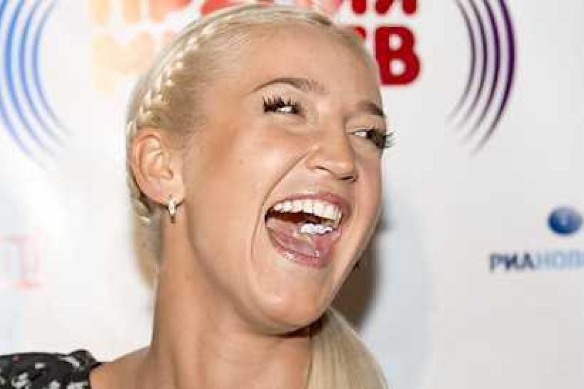 Ольга Бузова вновь попала под жесткую критику антифанатов