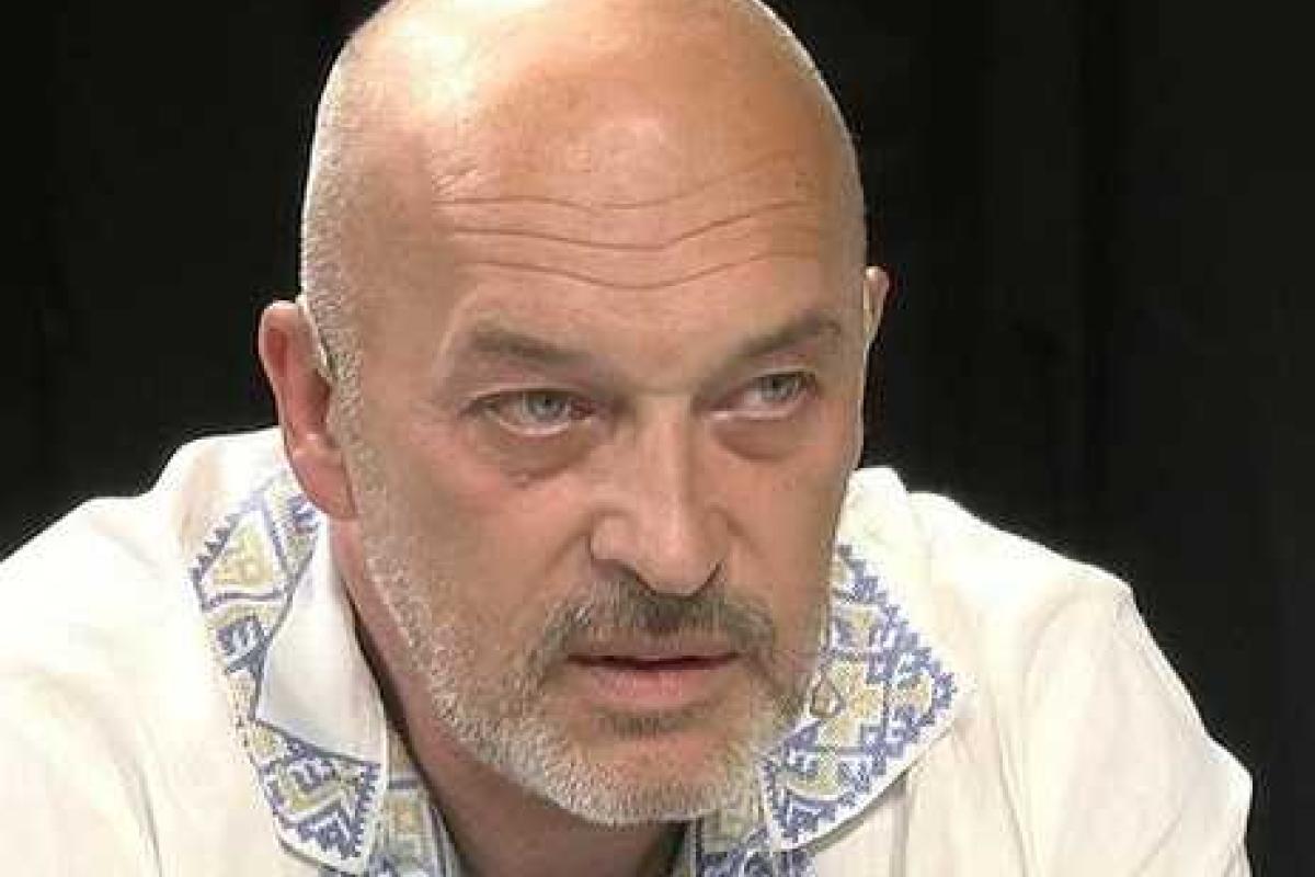 Тука поблагодарил людей, помогающих городу Сватово, и пристыдил "крутых благотворителей" Тука поблагодарил людей, помогающих городу Сватово, и пристыдил "крутых благотворителей"