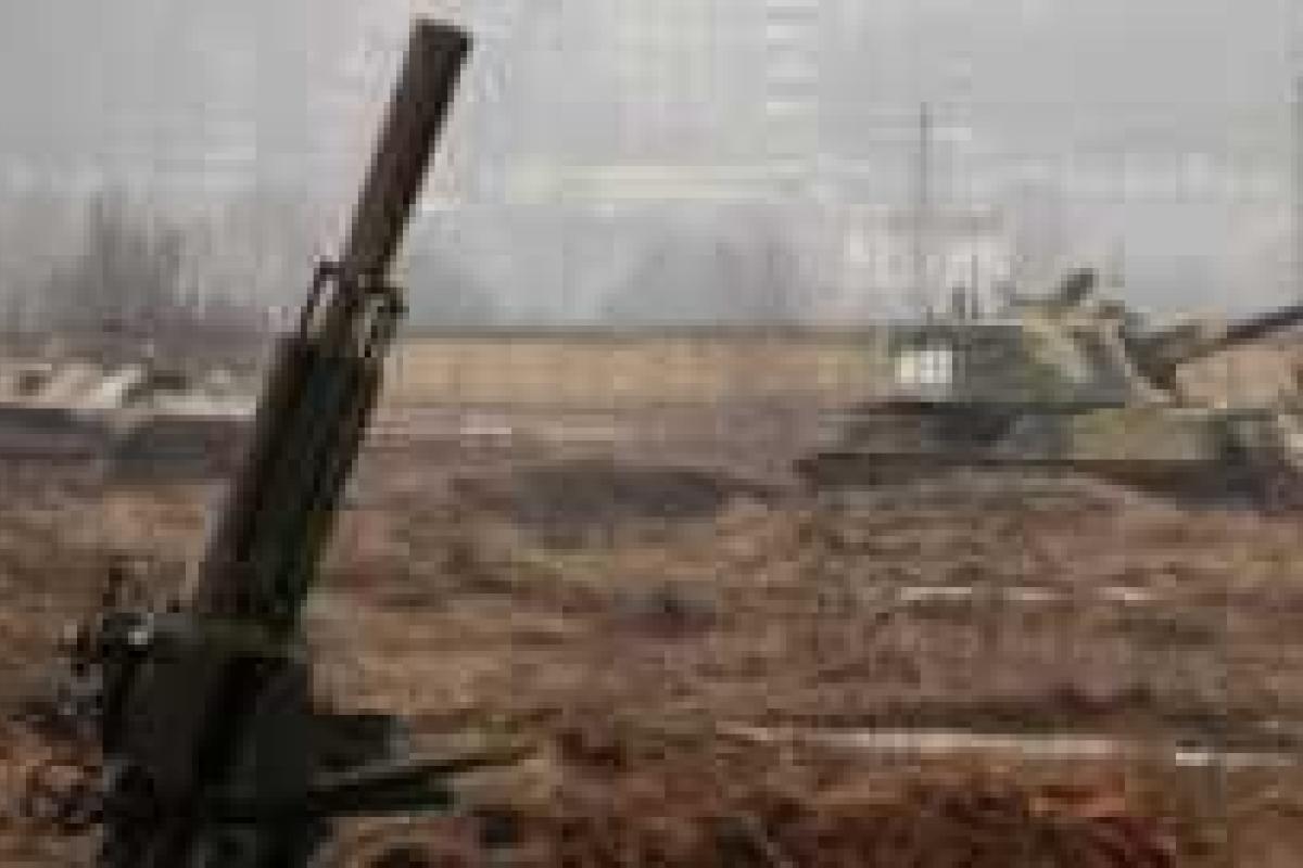 Разведка: тяжелая техника боевиков ездит по кругу для обмана ОБСЕ Разведка: тяжелая техника боевиков ездит по кругу для обмана ОБСЕ