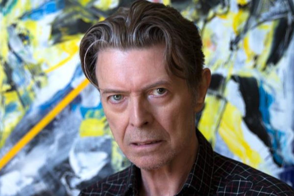 Британский рок-певец Дэвид Боуи презентовал клип к новому альбому