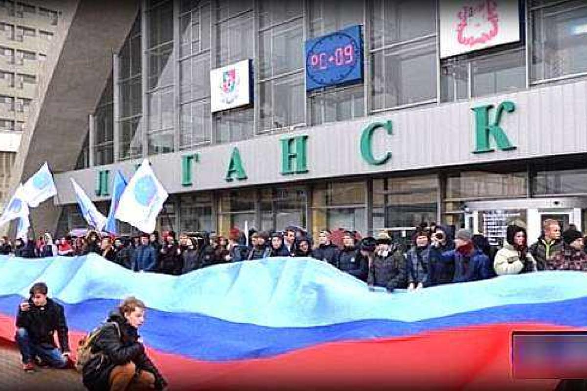 Мэр Луганска: Мы не претендуем на чужую землю – мы хотим со всеми жить в мире и дружбе Мэр Луганска: Мы не претендуем на чужую землю – мы хотим со всеми жить в мире и дружбе
