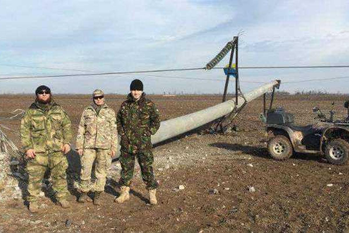 Блокада Крыма: активисты озвучила версии подрыва электроопор на границе с оккупированным полуостровом